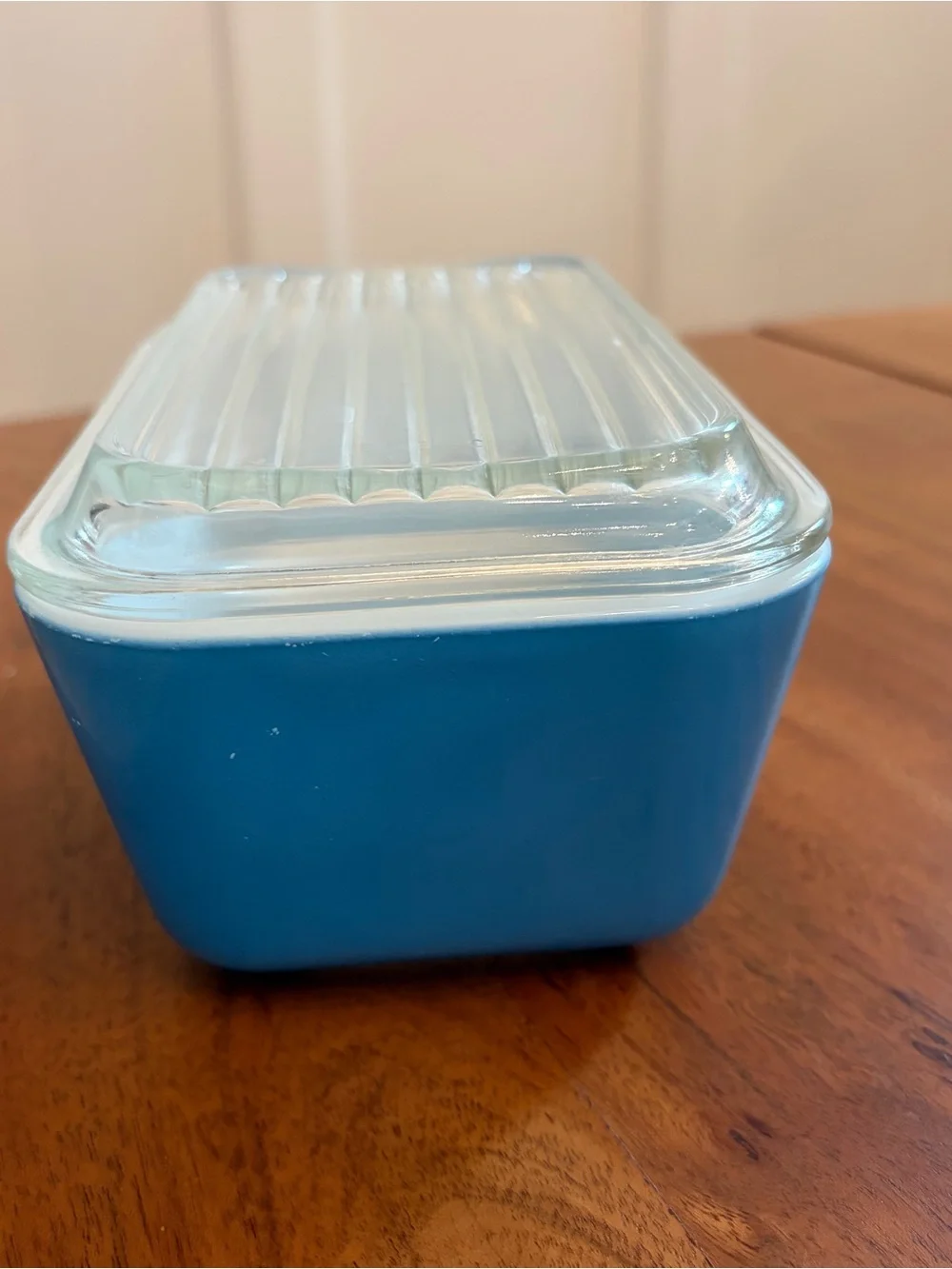 Vintage Pyrex 502 Blue Snowflake Garland Refrigerator Dish with Lid 1.5 pints